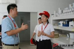 迪拜客戶來(lái)訪寶潤(rùn)達(dá)洽談外墻一體板合作